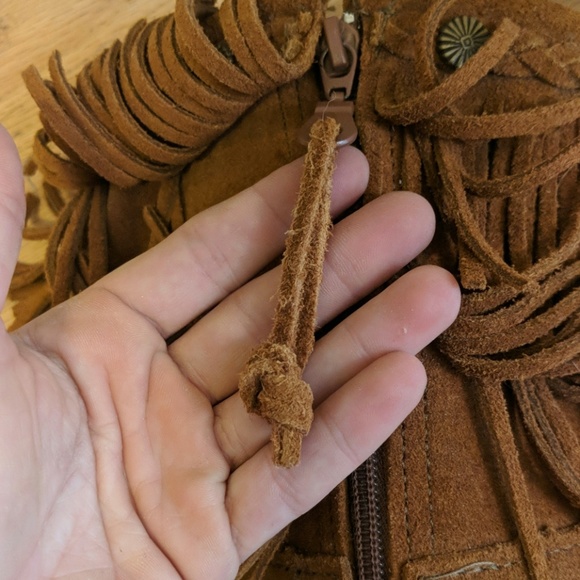 Minnetonka triple fringe boots - Picture 6 of 8